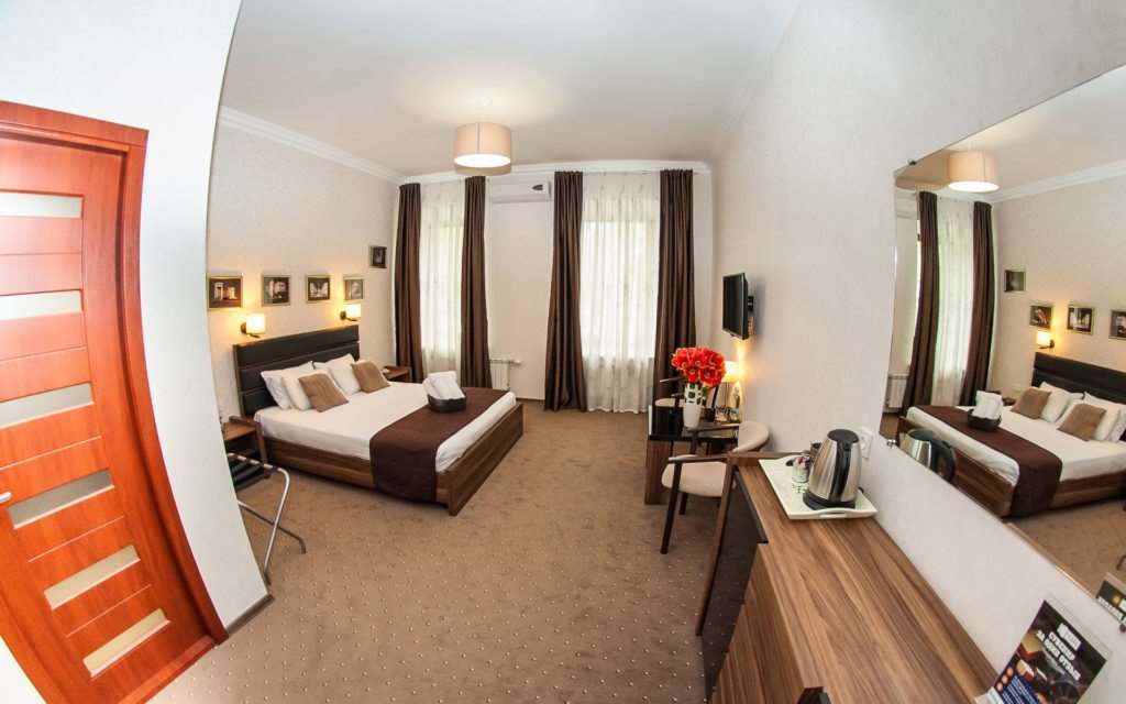 Noname Hotel Odessa Bilik gambar